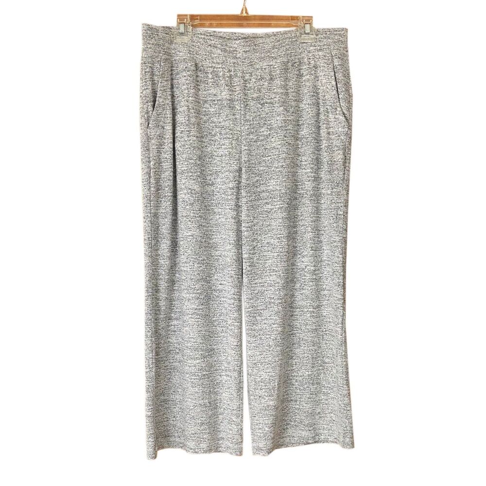 Chico's Zenergy Soft Essentials Wide Leg Crop Pants Size 2 L Salt & Pepper Gray